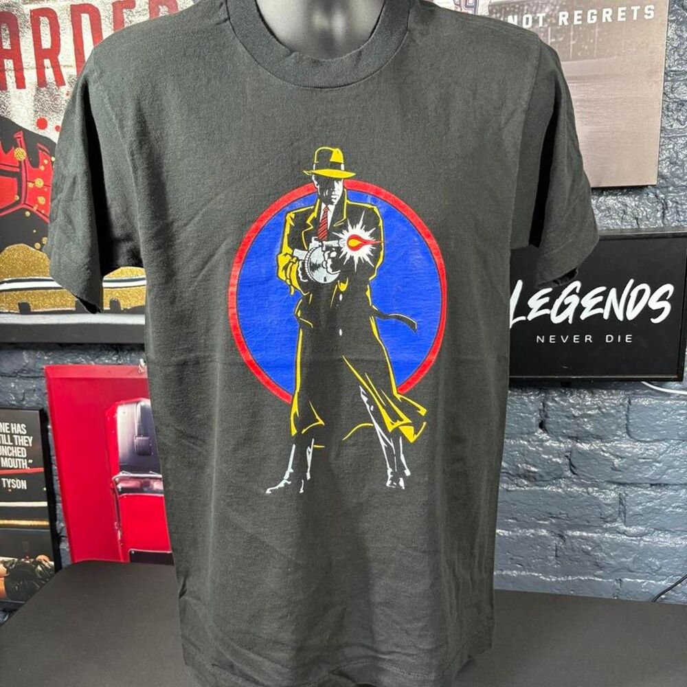 Vintage Disney - Dick Tracy Graphic T-Shirt - USA / Single Stitch